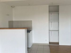 Grand T1 36m2 + balcons libre immédiatement