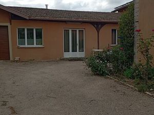 Studio meublé à louer  chauffé au mois