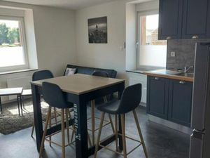 Jolie f1 meuble a roville aux chenes