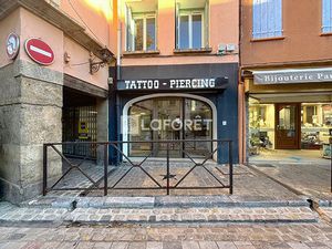 Local commercial Thuir