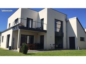 Maison 172 m2 habitable plus 122m2 d'annexes