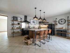 Maison 3 pièces 98m² avec jardin  à rénover.