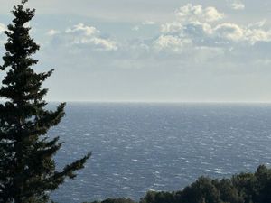 Terrain vue panoramique mer