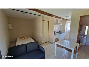 Studio 1 pièce 24 m²