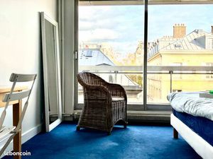 Studio meublé 21m2 avec balcon5m2 et cave Paris 75007