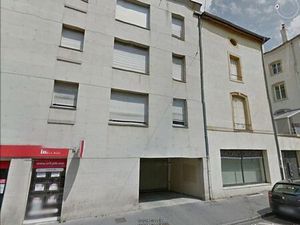 Garage fermé en sous sol résidence - Centre Ville