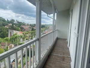 T3 lumineux de 96 m² avec balcon – Auch Haute Ville