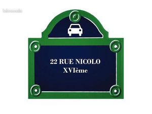 Parking/box 13 m² PARIS