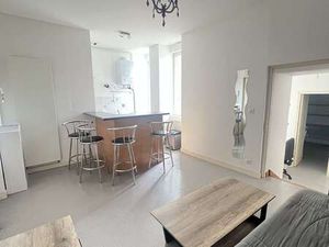 Location Appartement 2 pièces Meublé à Lannion (22300) : à louer 2 pièces Meublé / 39m² La