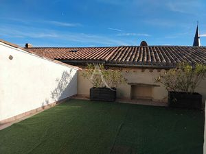 Vente maison 5 pièces  145.00m²  Montlaur