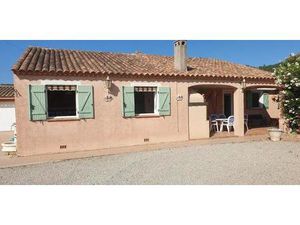 Spacieuse villa T6 de 151 m2 sur 1202 m2 de terrain avec garage et piscine