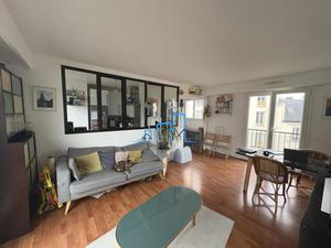 Appartement 4 pièces à Paris (75010)