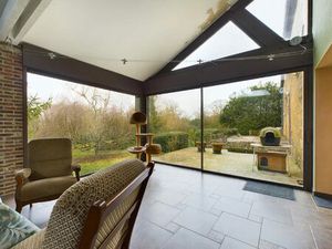 Belle propriété de 436m2  15 pièces  écuries  terrain 5496m2