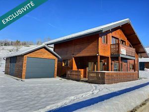 Chalet d’exception face aux montagnes  rare à saisir