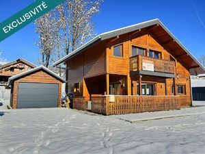 Chalet d’exception face aux montagnes  rare à saisir