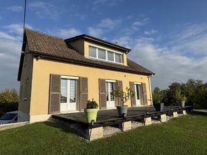 LISETTE  maison 4 chambres sur sous-sol