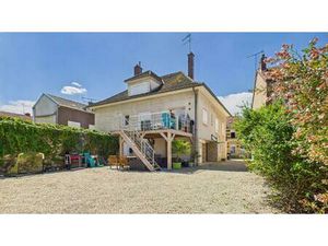 BAYA  maison famille nombreuse ou investisseurs