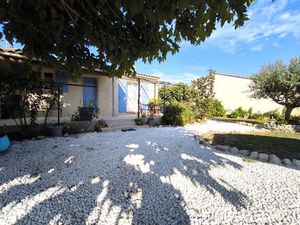 PLAN D'ORGON - Villa de plain-pied  4 pièces  78 m² habitables sur 654 m² de terrain