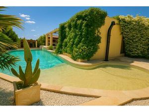 Villa T5 plain pied avec piscine Pouzols Minervois