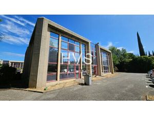 Location Local Professionnel 491m² MEYREUIL 13590