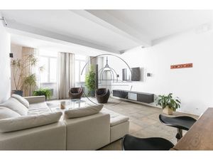 Grand F2 de 68m2 dans le centre historique