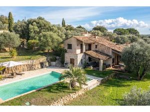 Tourrettes-sur-Loup – Maison 4P de 180 m² sur terrain plat 2 423 m² – Piscine  Jacuzzi & G