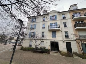 3 pièces en parfait état