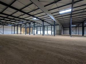 Location local d'activités CROISSY BEAUBOURG 3 597 m²