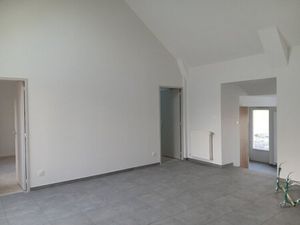 à louer Maison 95 m² – 1 045 € |Mésanger