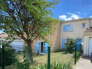 Vente maison 4 pièces 85 m² à Carcassonne (11000)  110 000 €