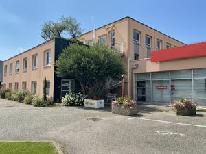 Location Local Professionnel 260m² SEYSSINET PARISET 38170