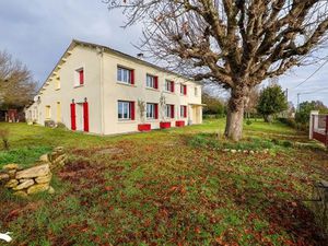 Vente maison 7 pièces 206 m² à Guimps (16300)  213 000 €