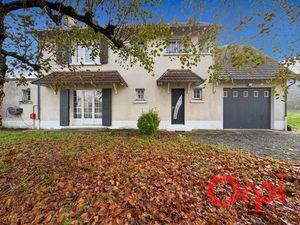 Vente maison 6 pièces 150 m² à La Guerche-sur-l'Aubois (18150)  199 900 €