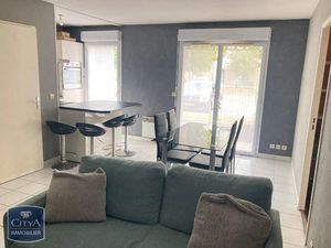 Appartement à louer 3 pièces 55 m² - Lons (64) - 711€
