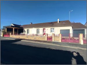 Vente maison 6 pièces 122 m² à Saint-Martin-du-Limet (53800)  192 600 €