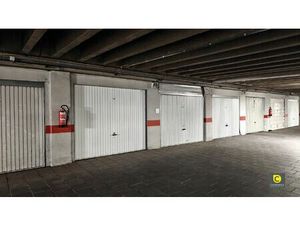 Garage te koop in Berchem