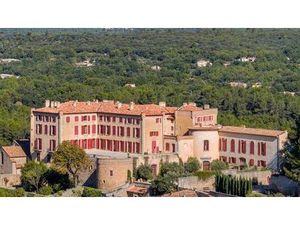 Maison de luxe de 100 pièces en vente La Verdière  Provence-Alpes-Côte d'Azur