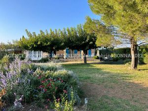 Vente maison 5 pièces 122 m² Sainte-Cécile-les-Vignes (84290)