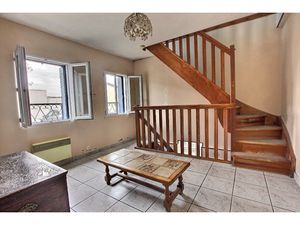 MAIRIE DES LILAS ? PLACE CHARLES-DE-GAULLE