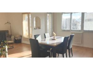 SAINT GAUDENS APPARTEMENT T3/4 AVEC TERRASSE ET GARAGE