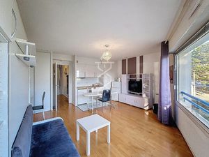 LARMOR-PLAGE : Charmant studio avec stationnement privatif