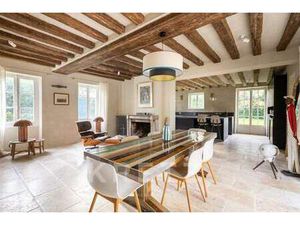 Maison de luxe à vendre à Bazoches-sur-Guyonne : 1 550 000€ | 250m²