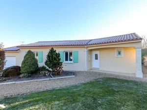 Vente maison 5 pièces 98 m² à Reignac (16360)  223 650 €
