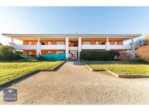 Appartement à vendre 1 pièce 31 m² - Trets (13) - 95 000€