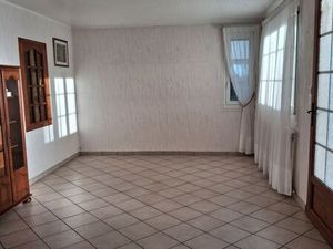 Maison 68.5 m² sur 610 m² de Terrain