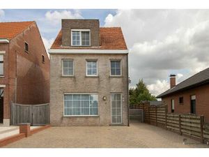 Rustig gelegen halfopen bebouwing op 510 m²