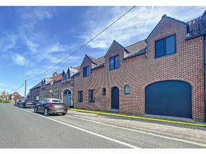 Ruime woning met 4 slaapkamers en garage in Beveren