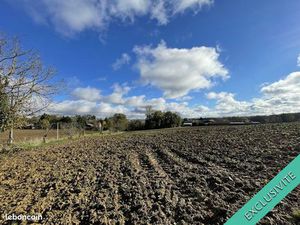 Terrain 1081 m² fleurance