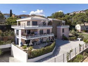 Appartement de luxe à vendre à Saint-Raphaël : 595 000€ | 92m²