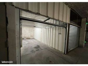Garage/box 18 m² Marseille